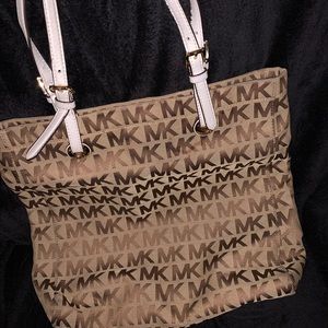 Michael Kors purse